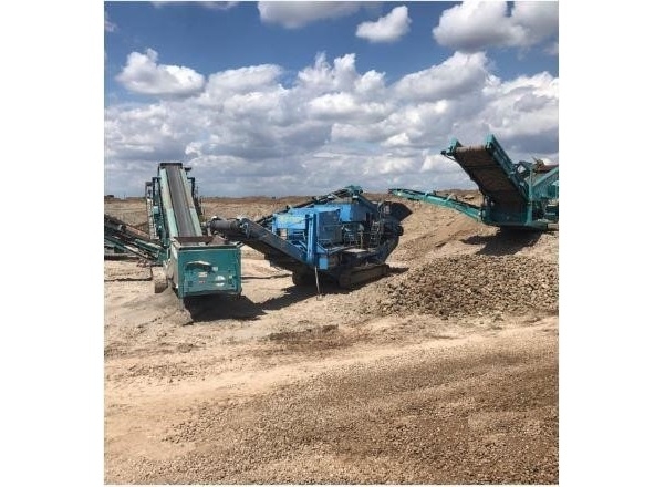 Crushing Machines Powerscreen 1300 MAXTRAK