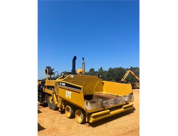 Pavers Caterpillar AP-1000D