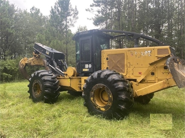 Forest Machines Caterpillar 525D