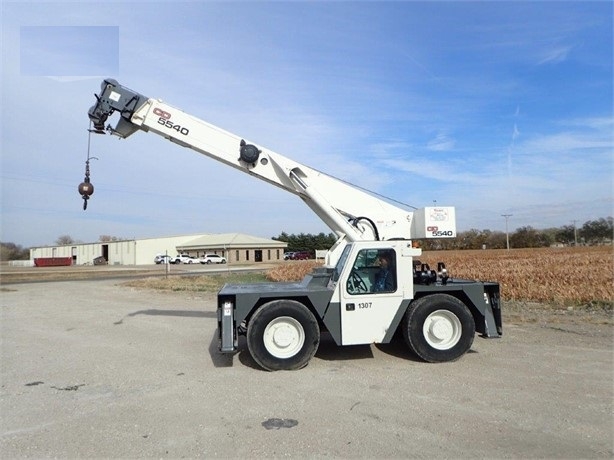 Gruas Shuttlelift 5540 en venta, usada Ref.: 1670441972409583 No. 4