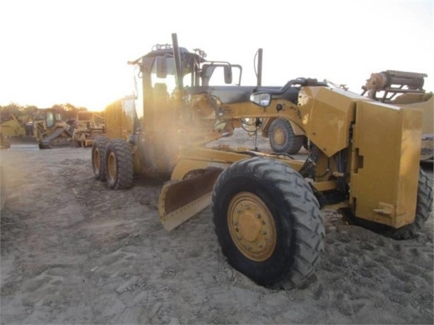 Motoconformadoras Caterpillar 12M de segunda mano a la venta Ref.: 1670874644726809 No. 2