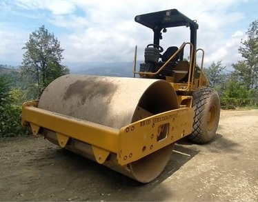 Compactadora Vibratoria Caterpillar CS-533E