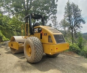 Compactadora Vibratoria Caterpillar CS-533E