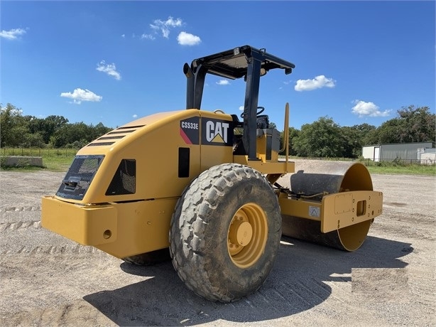 Compactadora Vibratoria Caterpillar CS-533E seminueva en perfecto Ref.: 1674511049094512 No. 3