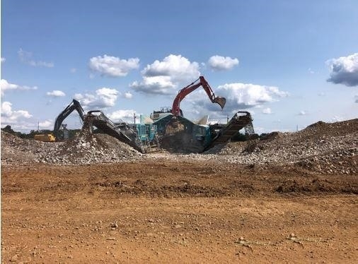 Crushing Machines Powerscreen PREMIERTRAK 400