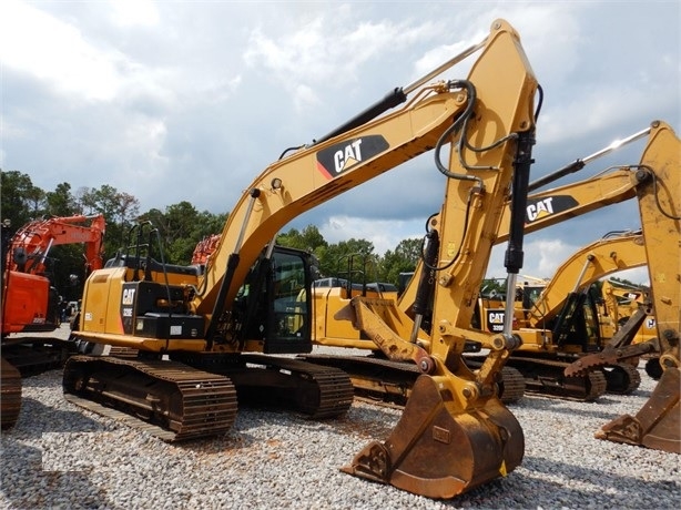 Hydraulic Excavator Caterpillar 320EL