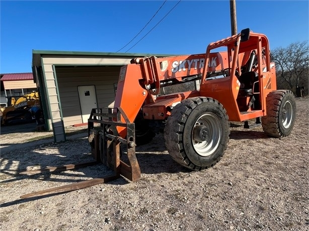 Manipulador Telescopico Sky Trak 8042