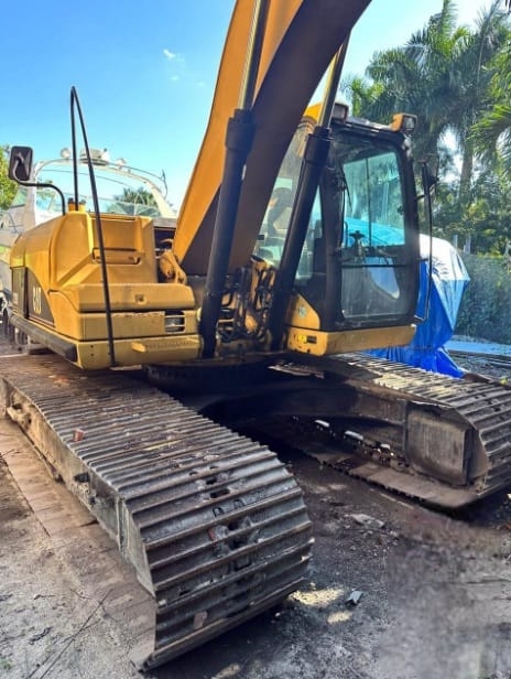 Excavadoras Hidraulicas Caterpillar 320DL en venta Ref.: 1679675058524233 No. 4