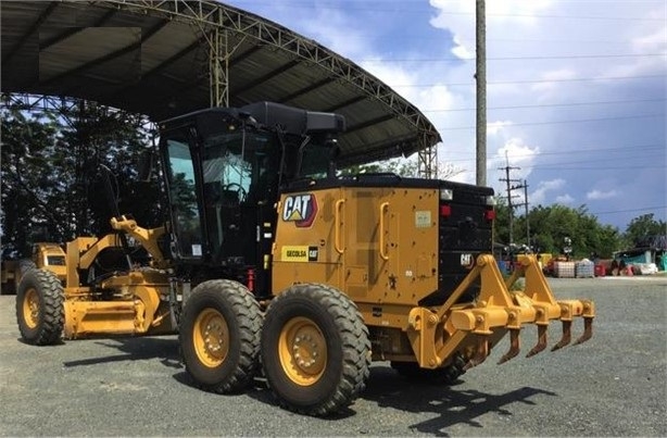 Motoconformadoras Caterpillar 120 de bajo costo Ref.: 1683583804554637 No. 4