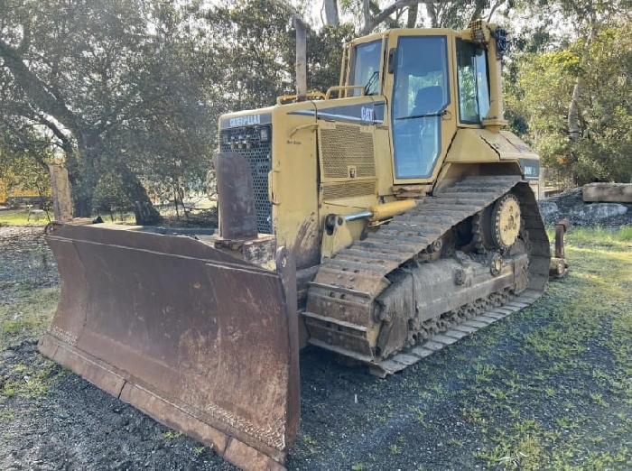 Dozers/tracks Caterpillar D6N