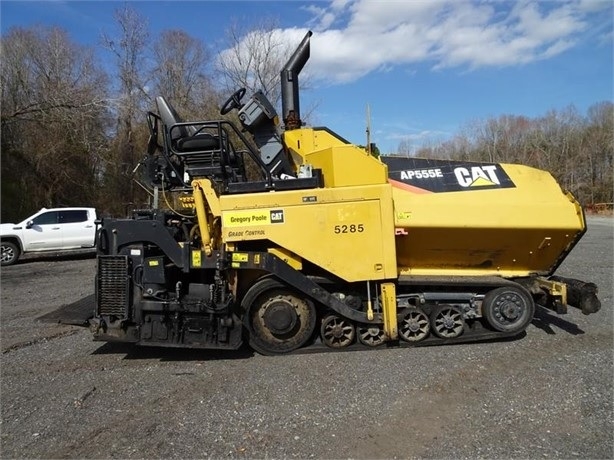 Pavimentadoras Caterpillar AP-555E