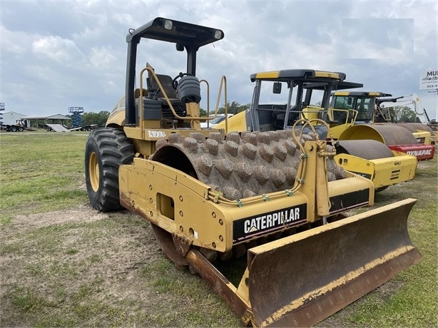 Compactadora Vibratoria Caterpillar CP-563E usada a buen precio Ref.: 1683841896649212 No. 4