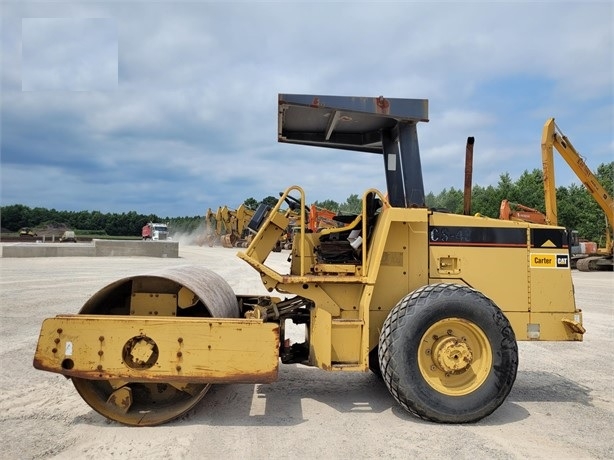 Compactadora Vibratoria Caterpillar CS-433C