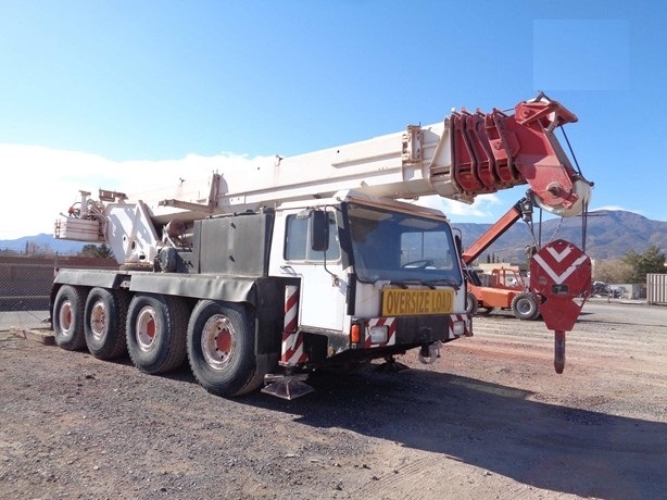 Gruas Liebherr LTM1050-1 de medio uso en venta Ref.: 1688667483311639 No. 3