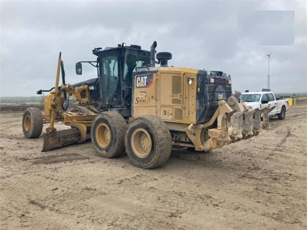 Motoconformadoras Caterpillar 140M de medio uso en venta Ref.: 1689277024137732 No. 4