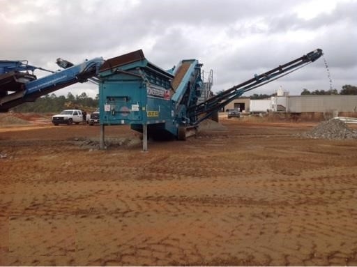 Cribas Powerscreen CHIEFTAIN 1700 importada en buenas condiciones Ref.: 1690576829086478 No. 3