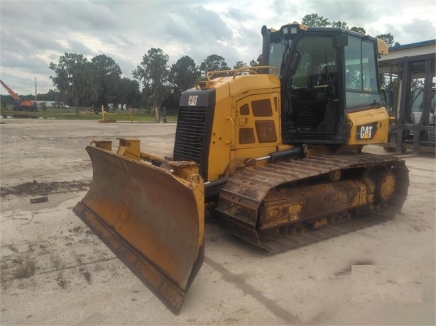 Dozers/tracks Caterpillar D5K