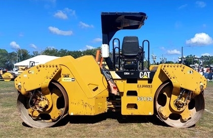 Compactadora Vibratoria Caterpillar CB54 importada a bajo costo Ref.: 1700015774813544 No. 2