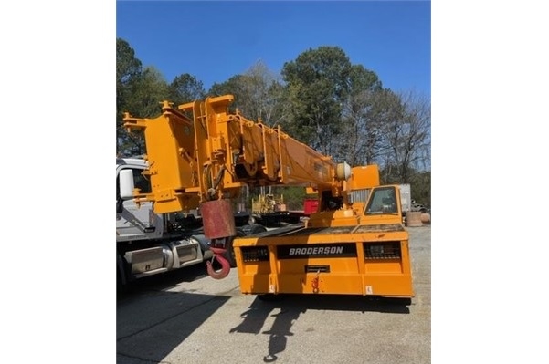 Gruas Broderson IC200