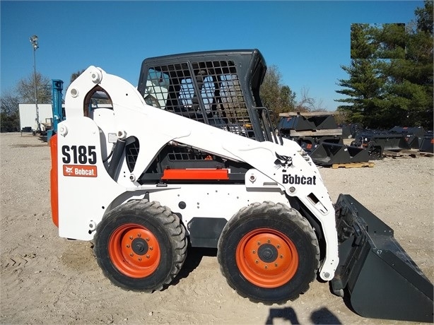 Minicargadores Bobcat S185