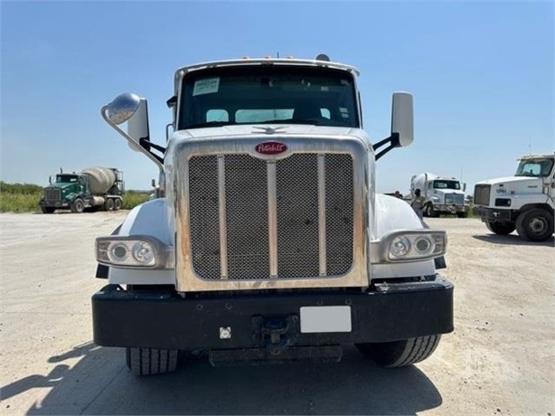 Mezcladoras De Concreto Peterbilt 567 usada de importacion Ref.: 1705425311914080 No. 2