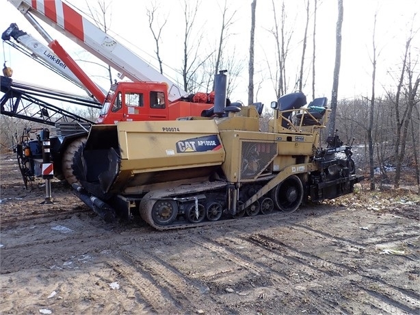 Pavers Caterpillar AP-1055D