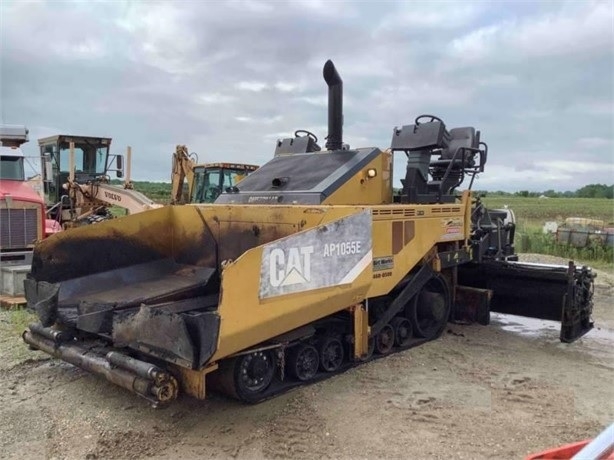 Pavers Caterpillar AP-1055E