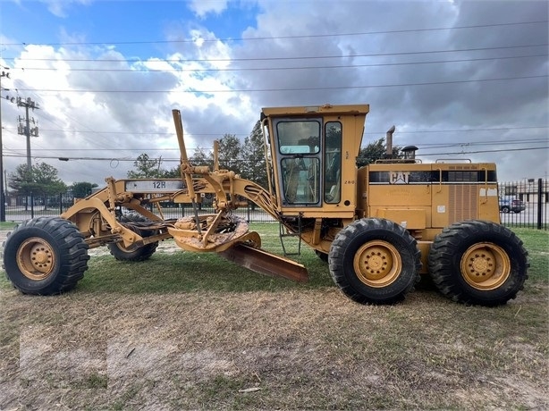 Motoconformadoras Caterpillar 12H de segunda mano en venta Ref.: 1714062106480795 No. 4