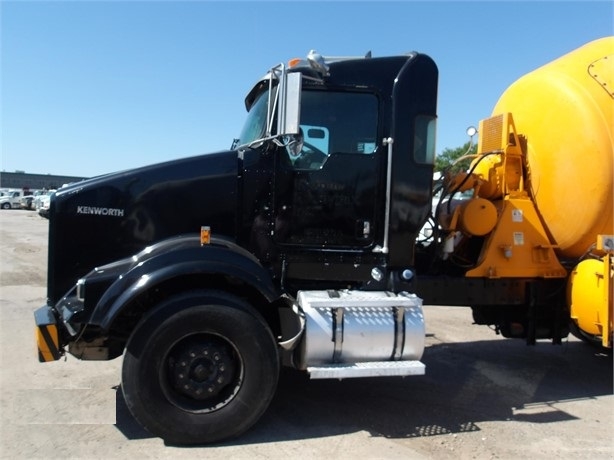 Mezcladoras De Concreto Kenworth T800 usada a buen precio Ref.: 1715372170702733 No. 3