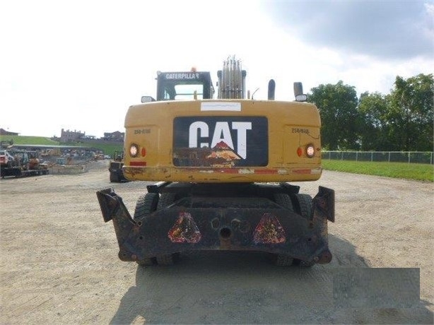 Excavadora Sobre Ruedas Caterpillar M316D usada a la venta Ref.: 1715881816140834 No. 2