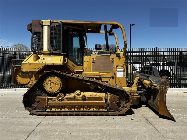 Tractores Sobre Orugas Caterpillar D6M de medio uso en venta Ref.: 1717697185690466 No. 4