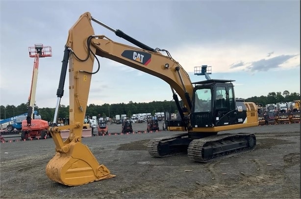 Hydraulic Excavator Caterpillar 320D