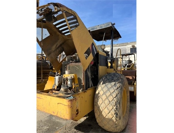 Compactadora Vibratoria Caterpillar CS-533E en venta Ref.: 1718220950682471 No. 3