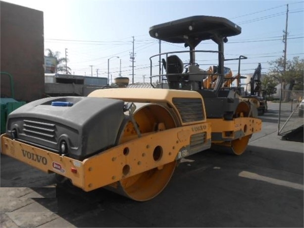 Compactadora Vibratoria Volvo DD138 en venta, usada Ref.: 1718726231619167 No. 3