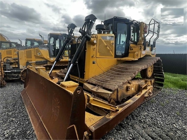 Dozers/tracks Caterpillar D6T