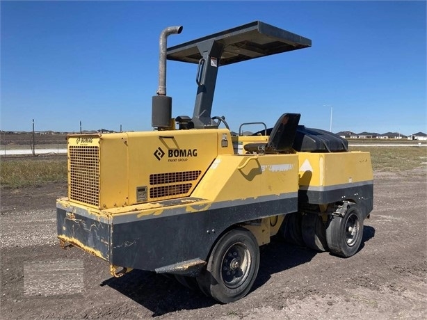 Compactadora Con Llantas Bomag BW11RH