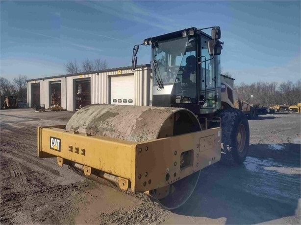 Compactadora Vibratoria Caterpillar CS66