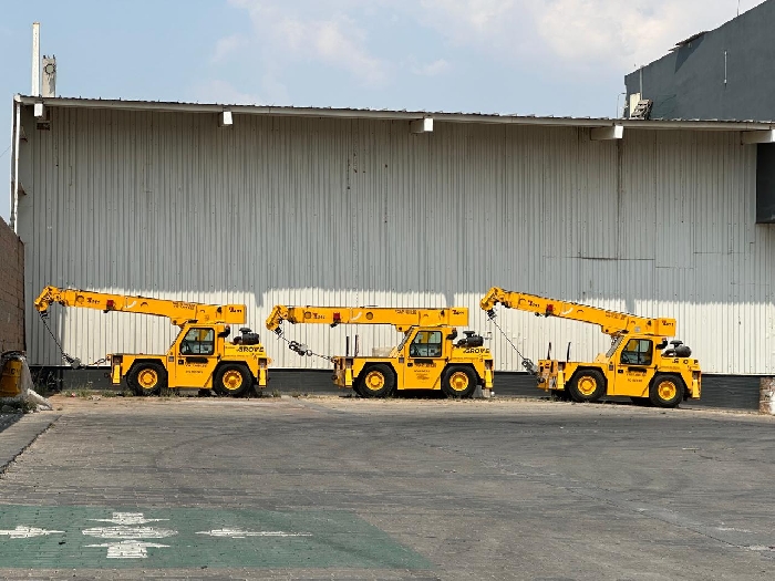 Gruas GROVE YB4411