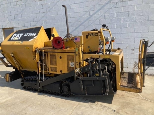 Pavimentadoras Caterpillar AP-255E