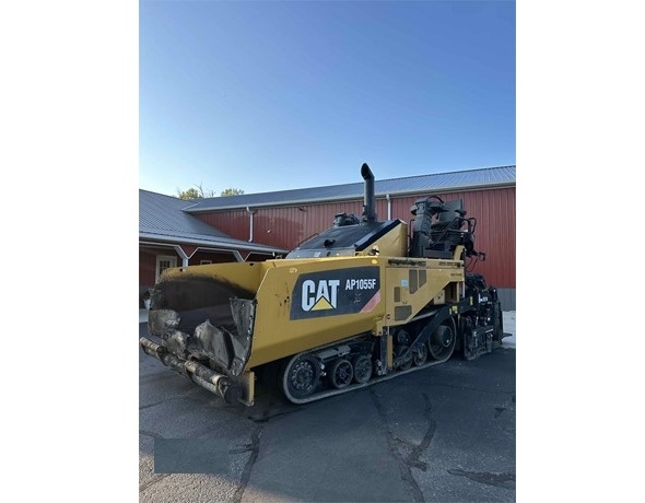 Pavimentadoras Caterpillar AP-1055