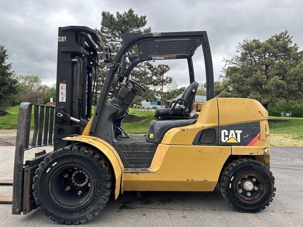 Montacargas Caterpillar PD9000