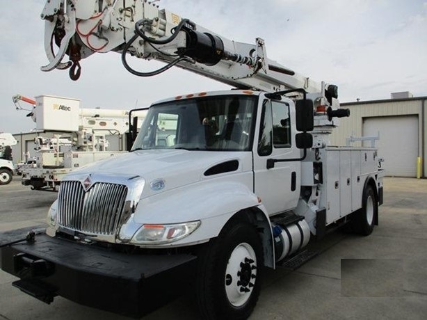 Cranes ALTEC DM47TR