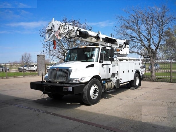 Gruas ALTEC DM47TR