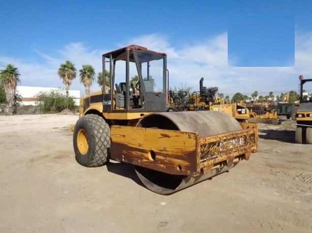 Compactadora Vibratoria Caterpillar CS-583D en buenas condiciones Ref.: 1727895703107072 No. 2