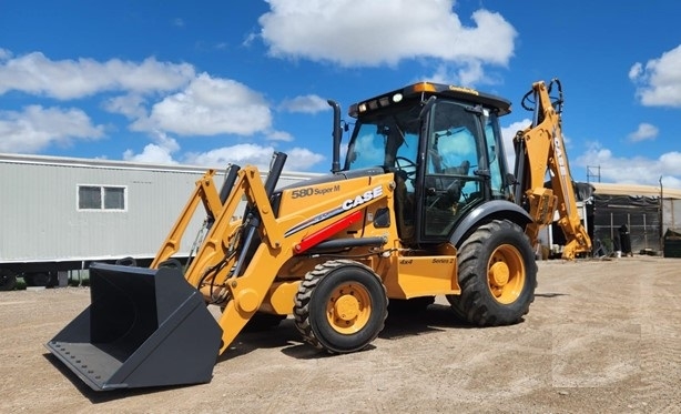 Backhoe Loaders Case 580M