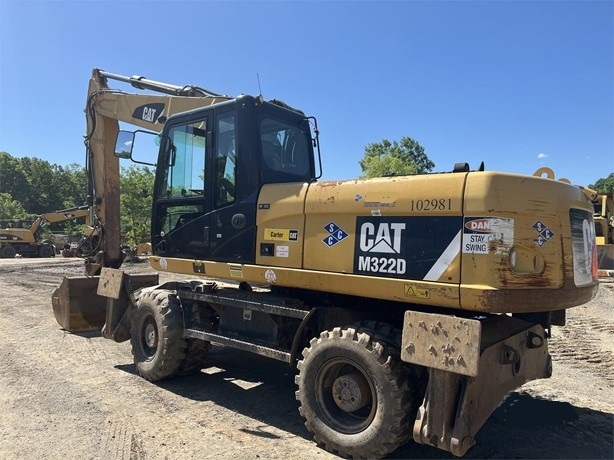 Excavadora Sobre Ruedas CATERPILLAR M322F