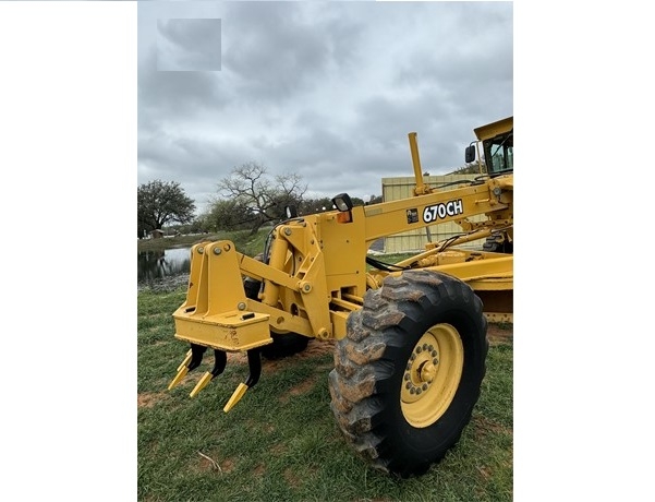 Motoconformadoras Deere 670C de medio uso en venta Ref.: 1728326157821148 No. 2