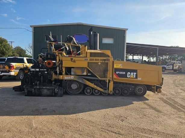 Pavimentadoras CATERPILLAR AP-1055F