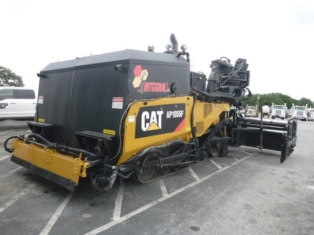 Pavimentadoras Caterpillar AP-1055F