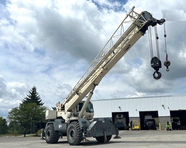 Gruas Terex RT555 de segunda mano a la venta Ref.: 1729888657245209 No. 2